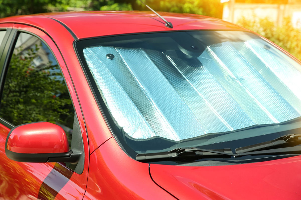 The €200 car sunshade warning « Euro Weekly News