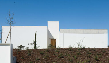 helder da rocha arquitectos reveals portugal's landscape in layers