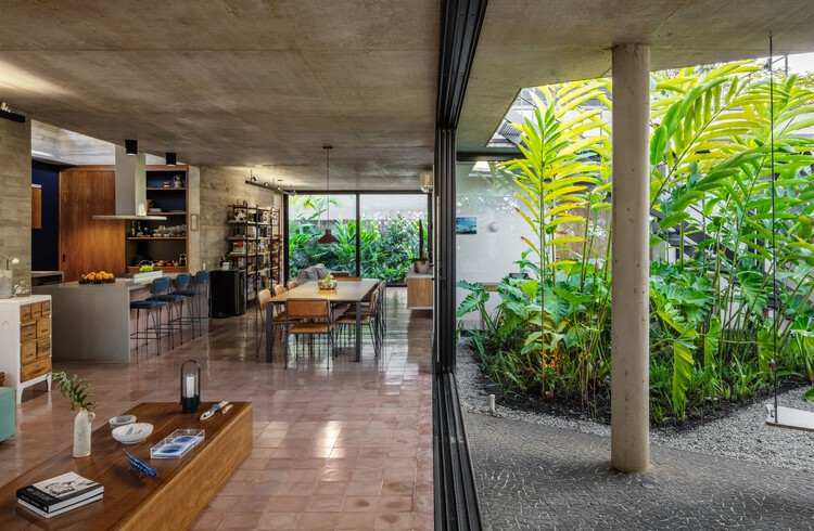 House Renda / Fernanda Neiva + Fernanda Palmieri + Paula Zasnicoff - Interior Photography, Chair