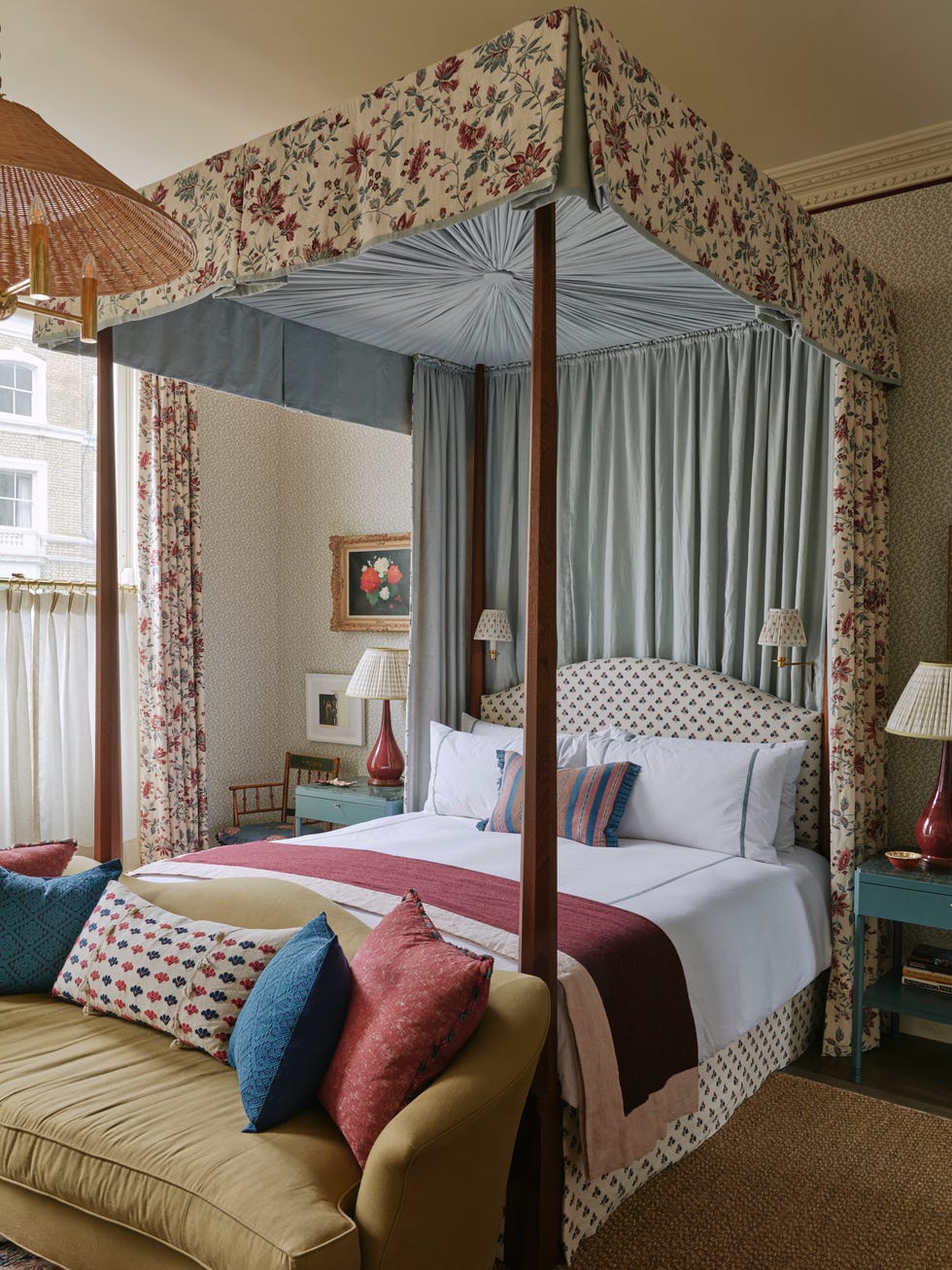 a bedroom in the chelsea town house
