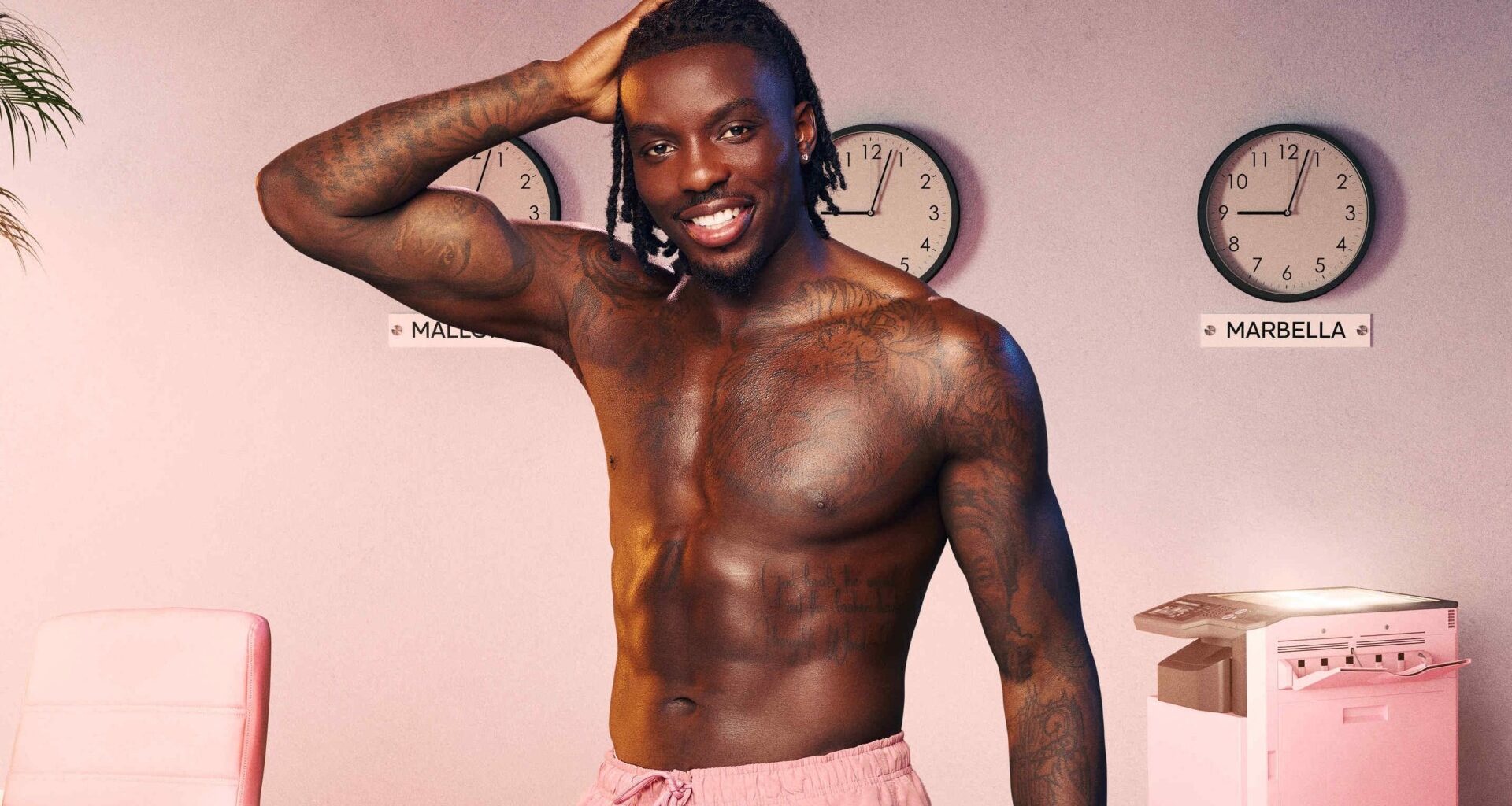 Second Love Island hunk questioned by cops after being accused of stealing woman's phone during night out