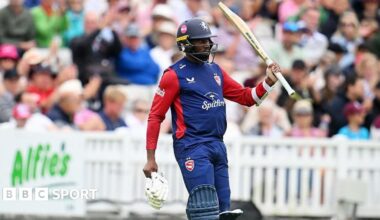 Kent's Daniel Bell-Drummond salutes the crowd after scoring a century against Somerset in the T20 Blast