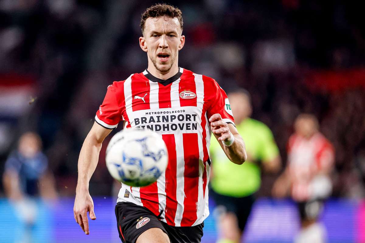 Ivan Perisic extends contract at PSV