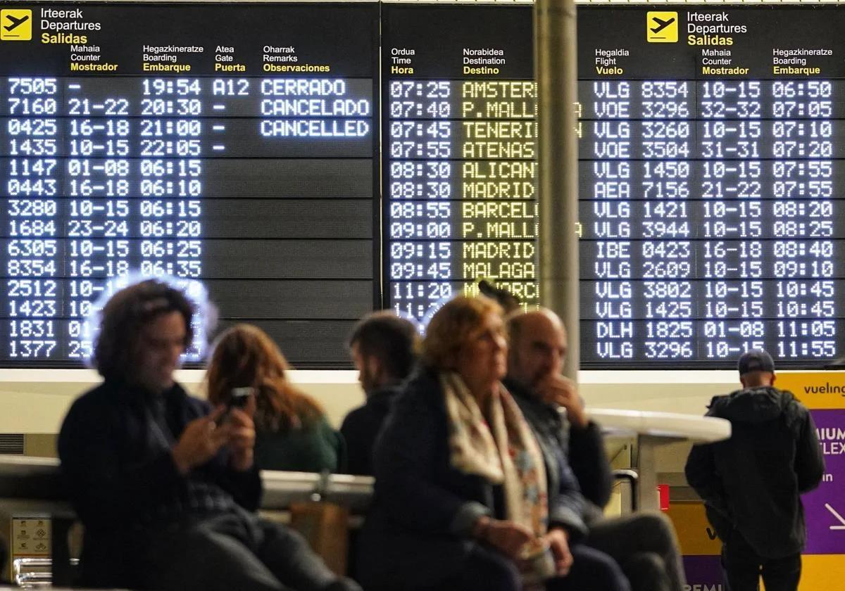 EU agrees to raise flight delay time before passengers are entitled to compensation