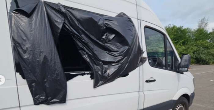 desolated van break in
