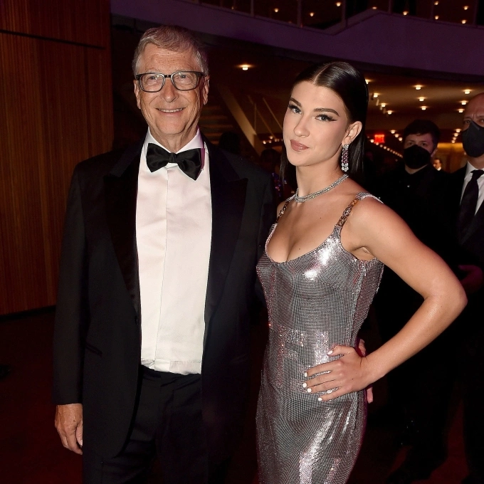 Bill Gates and daughter Phoebe Gates. Photo courtesy of Phoebes Instagram