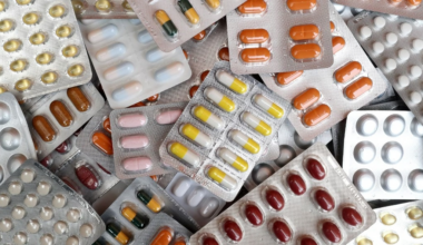 Karnataka bans paracetamol Pomol-650, 14 other unsafe medicines and cosmetics after test failure - Karnataka News