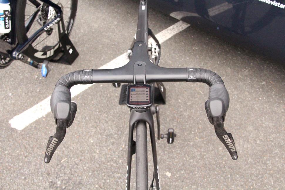 Dauphiné 2025 Enric Mas Movistar bars.JPG