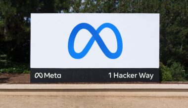 Meta's Next Headset is Reportedly Thin, Powerful & Uses a Puck-style Compute Unit, Coming in 2026