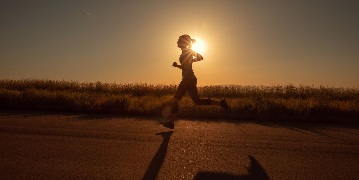 How To Train Your Brain To Enjoy Exercise, According To Science