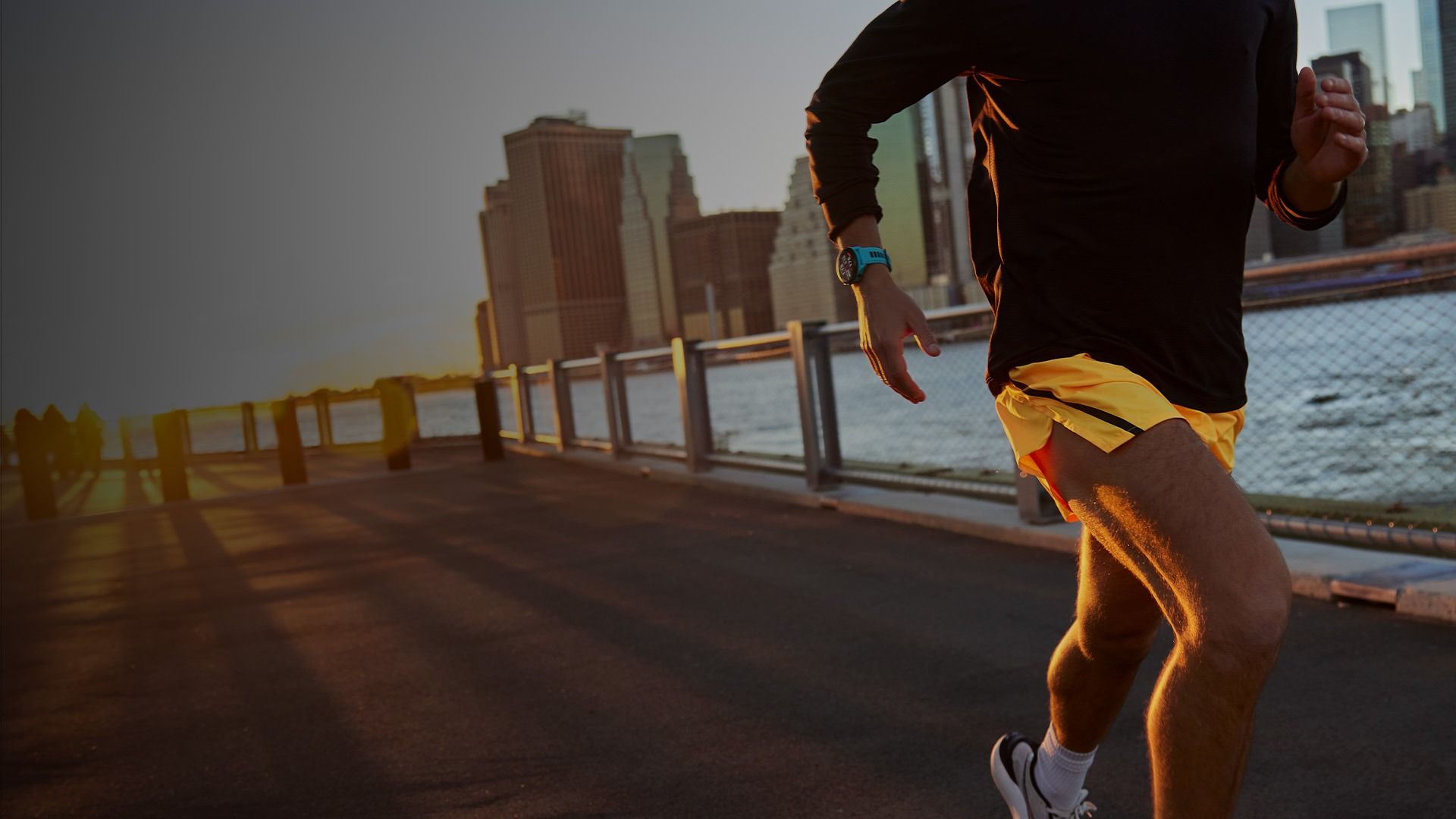 Garmin Forerunner 265 being worn by a runner