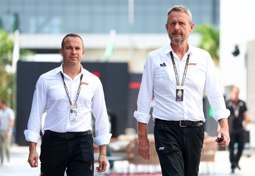 Gilles Carraro, Head of Sporting, Steve Nielsen, F1 Sporting Director