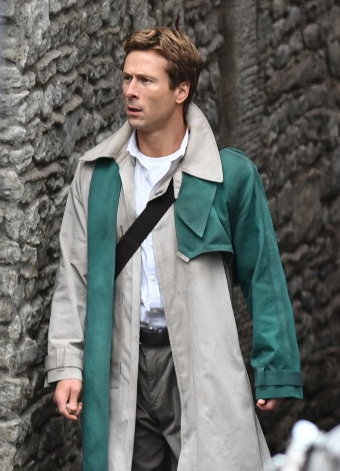 Glen Powell on the set of the film "Ghostwriter."