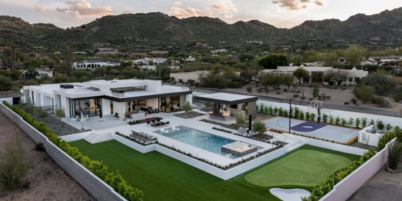 Cheney Drive Residence by Ty Harrison Architecture