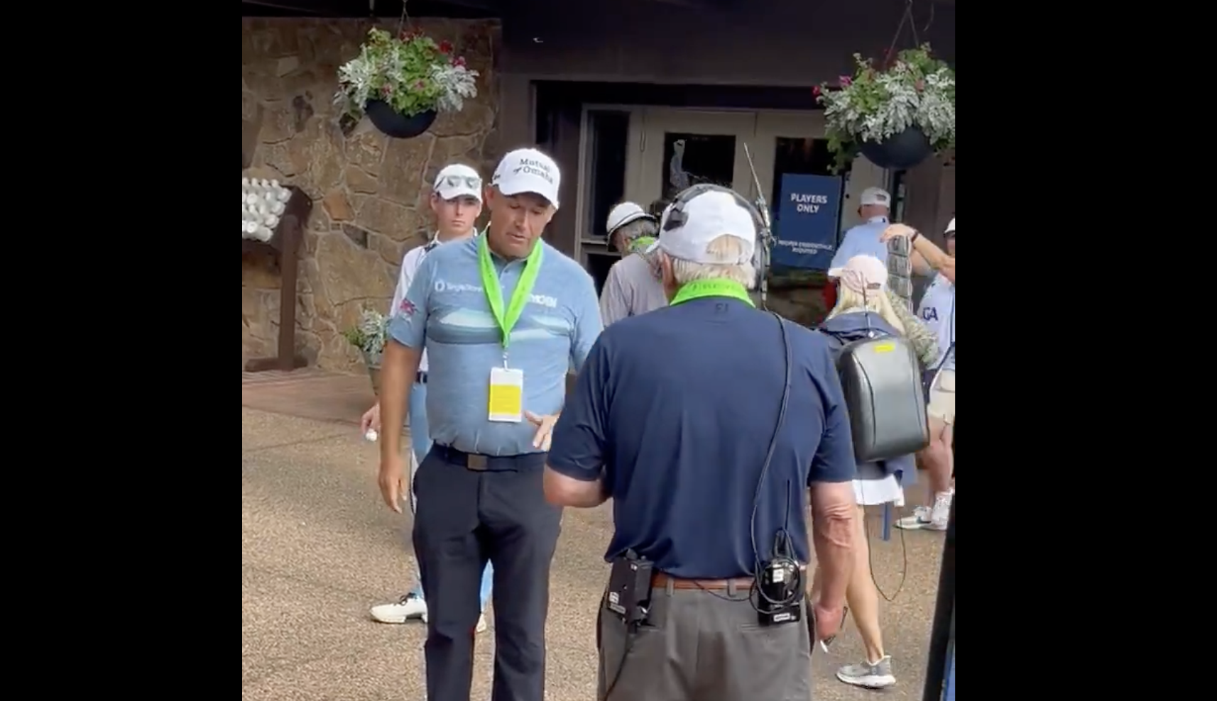 Padraig Harrington, Roger Maltbie have heated confrontation