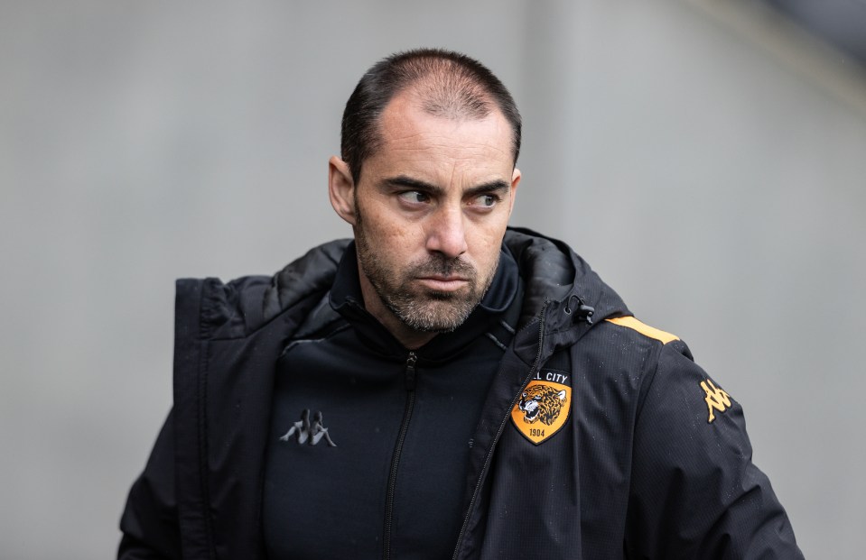 Ruben Selles, manager of Hull City.