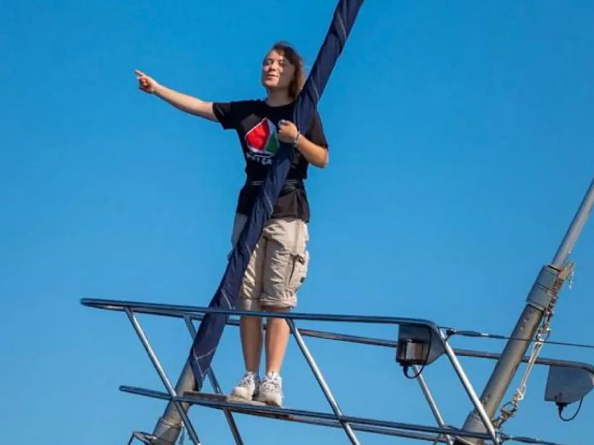  Greta Thunberg ‘kidnapped’? Video claims Madleen ship carrying Gaza aid ‘attacked’ by Israeli forces | Here’s all we know 