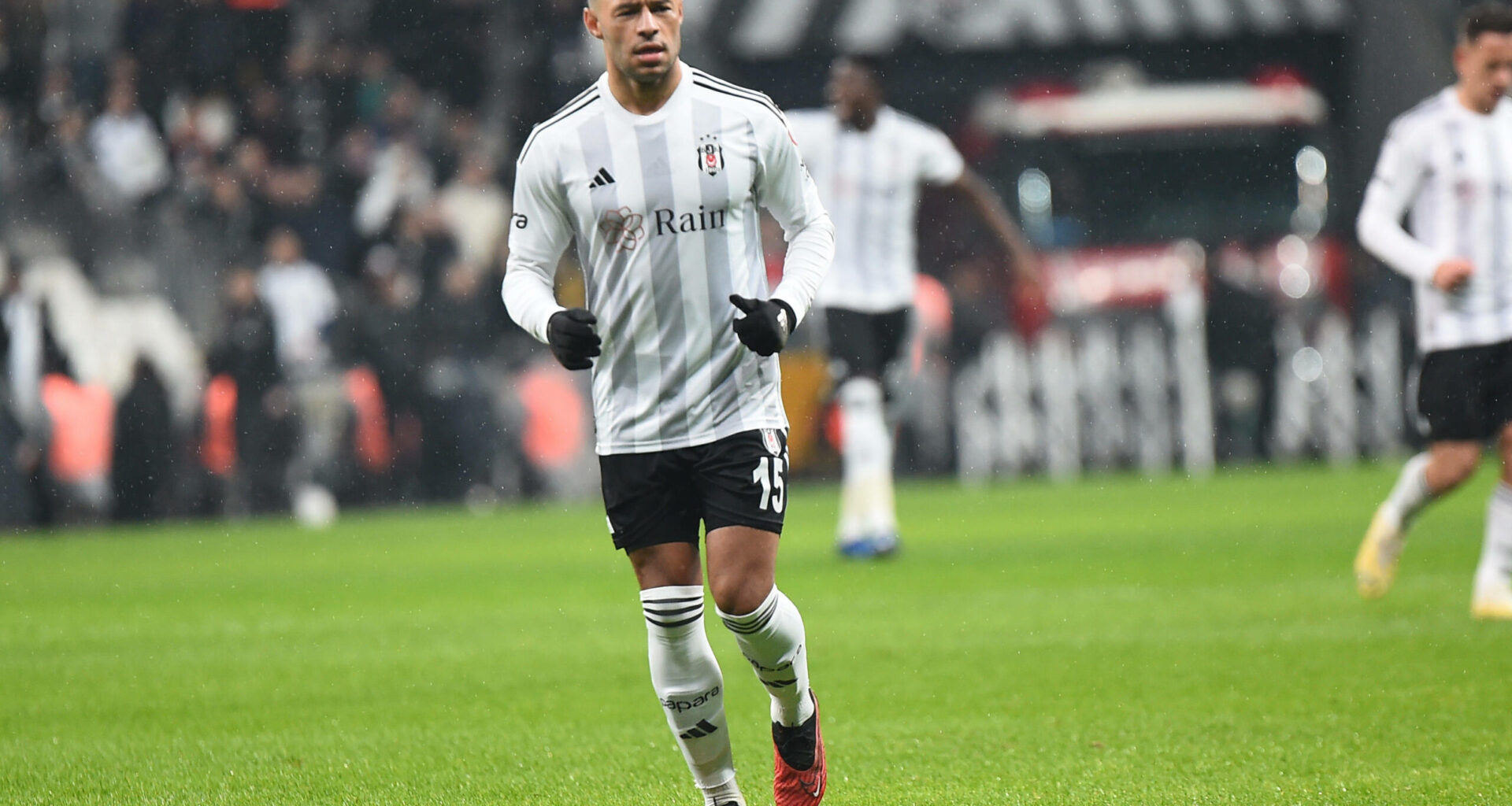 Leicester City Eyeing Move to Sign Former Liverpool Champions League Winner