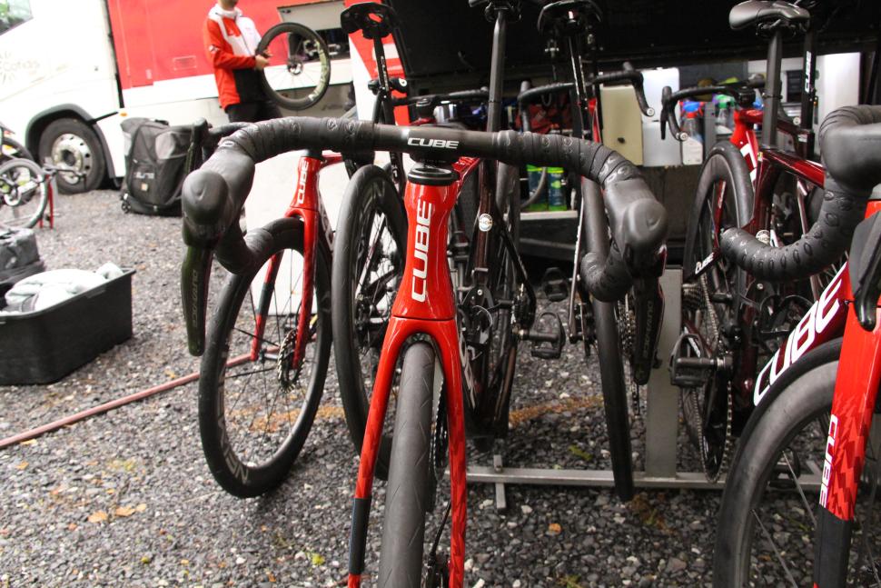 2025 Dauphine Intermarché–Wanty Dries De Pooter 34cm handlebars