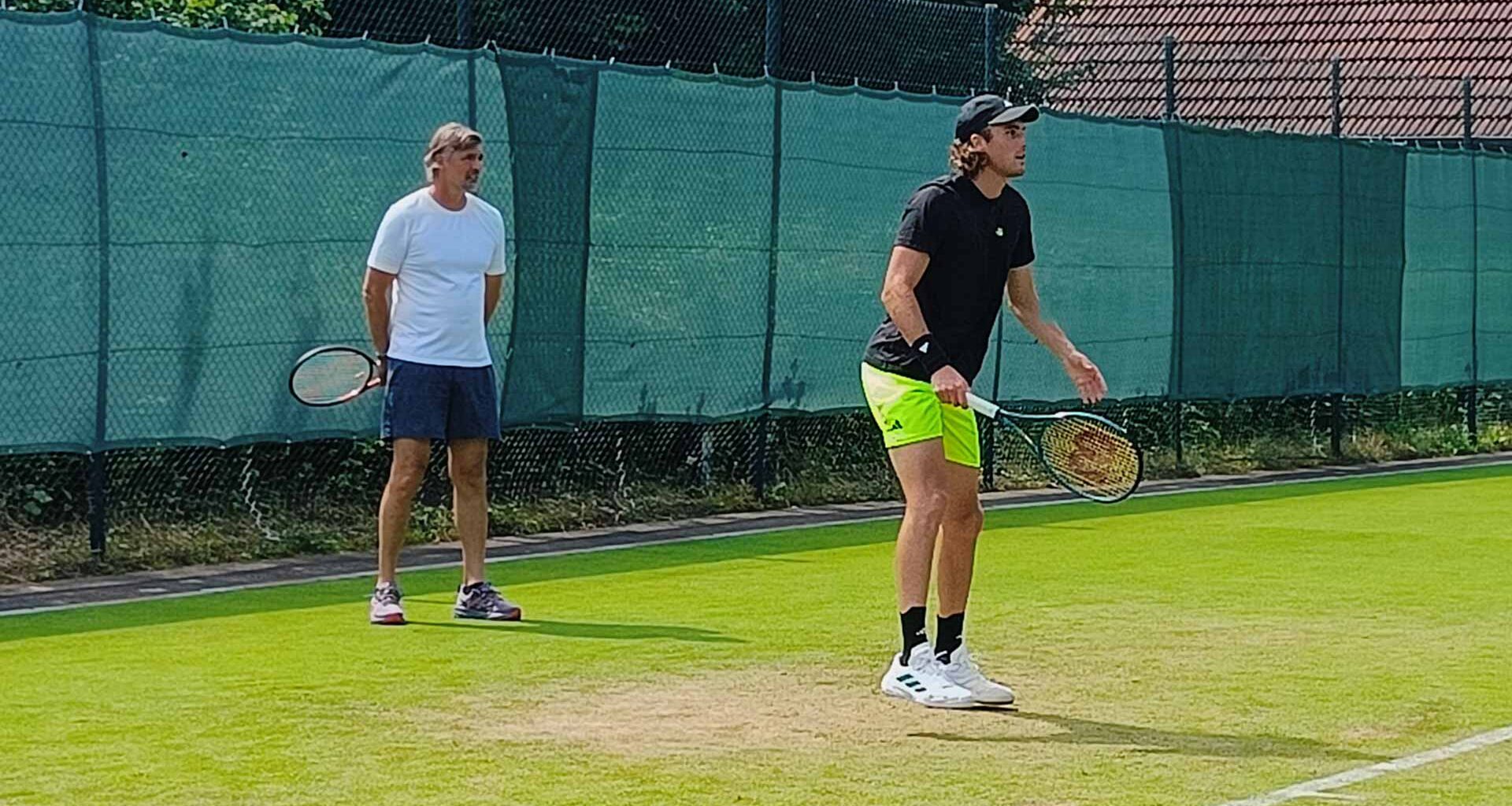 Goran Ivanisevic watches Stefanos Tsitsipas during practice on Saturday in Halle.