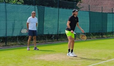 Goran Ivanisevic watches Stefanos Tsitsipas during practice on Saturday in Halle.