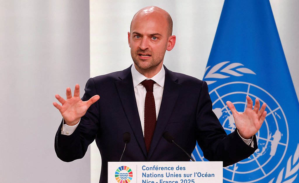 World Looking to Europe to 'Resist,' French Foreign Minister Says