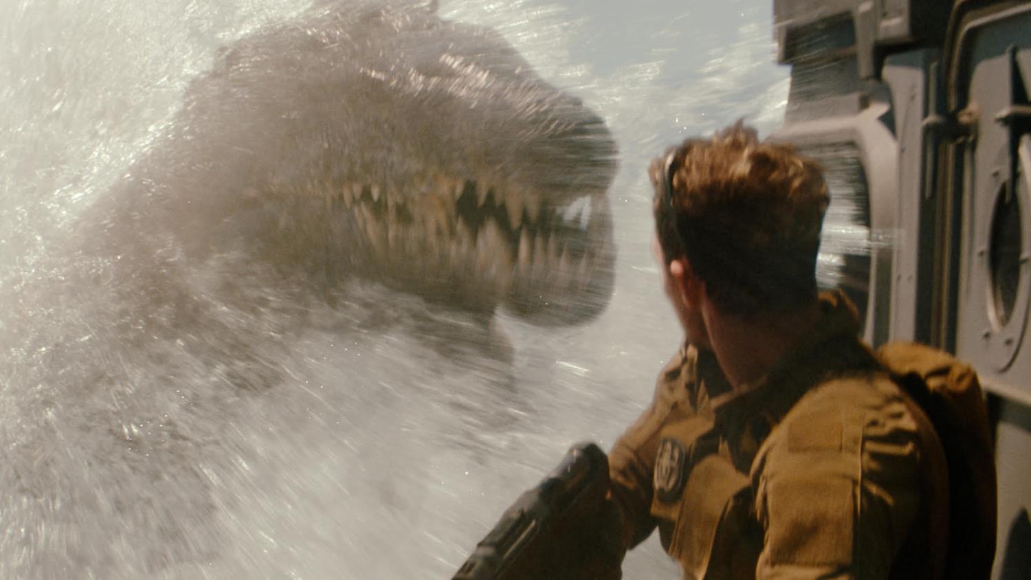 Mutadons Attack While Spinosaurus Finds Its Dinner In Gnarly New Trailer