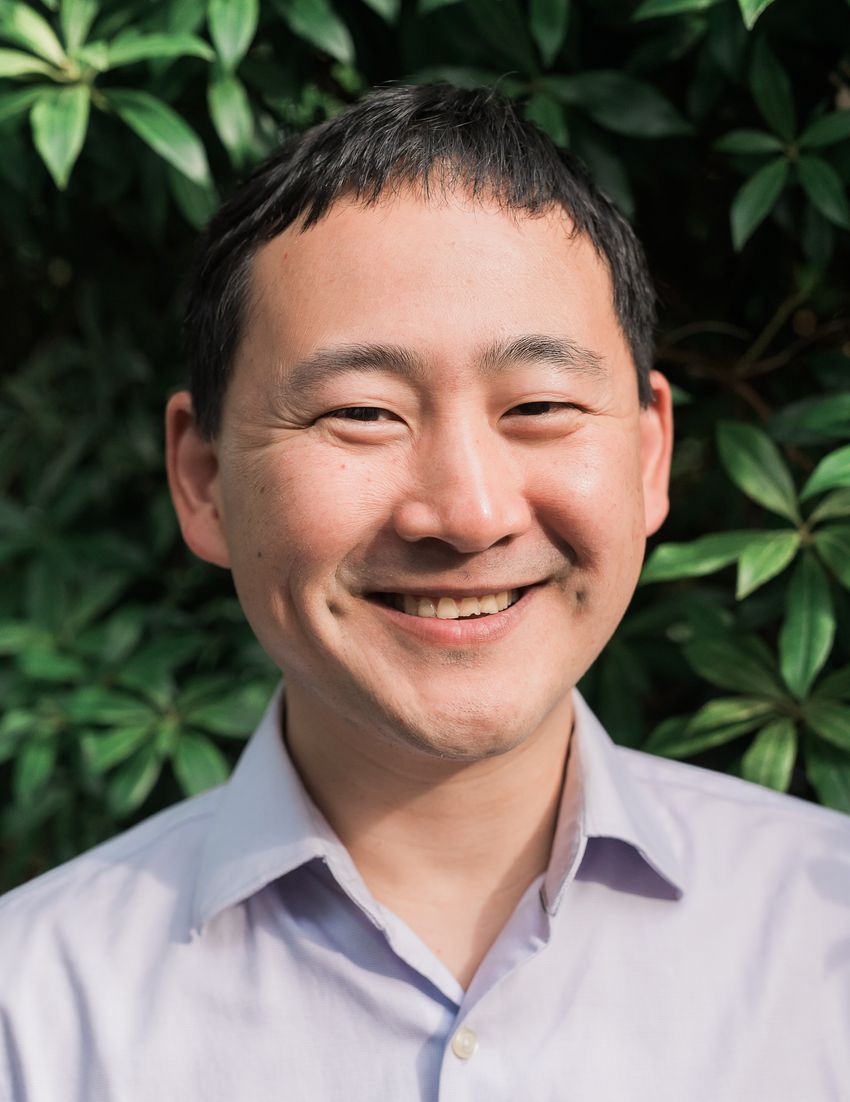A photo of Kyle Farh, a human geneticist and Vice President at Illumina