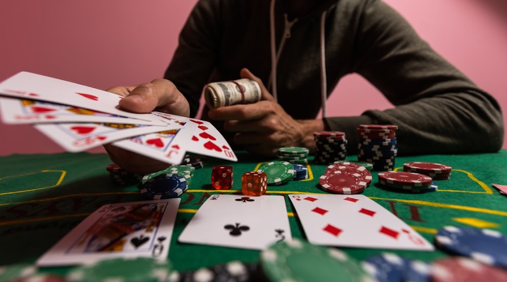 Gamblers never win in the long run