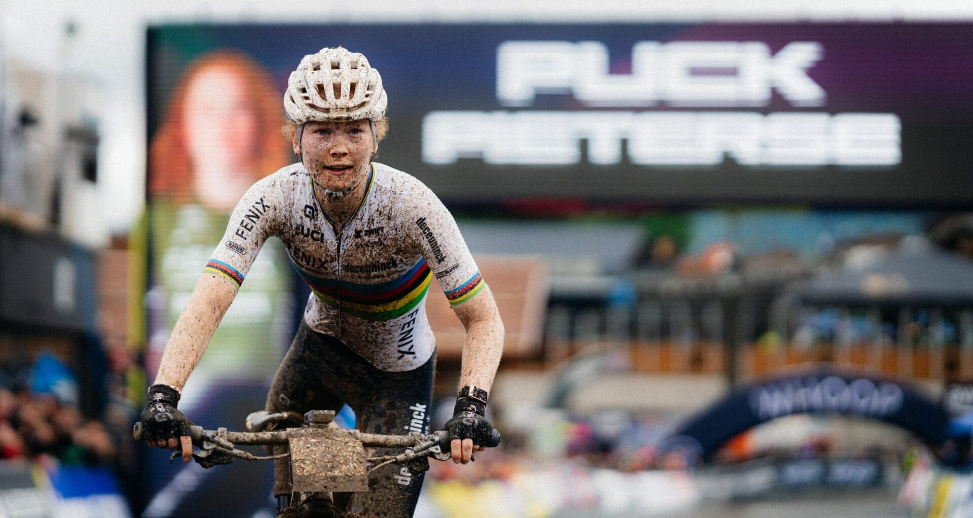 Mud and grit as Cink and Pieterse triumph in wild Leogang XCO battles