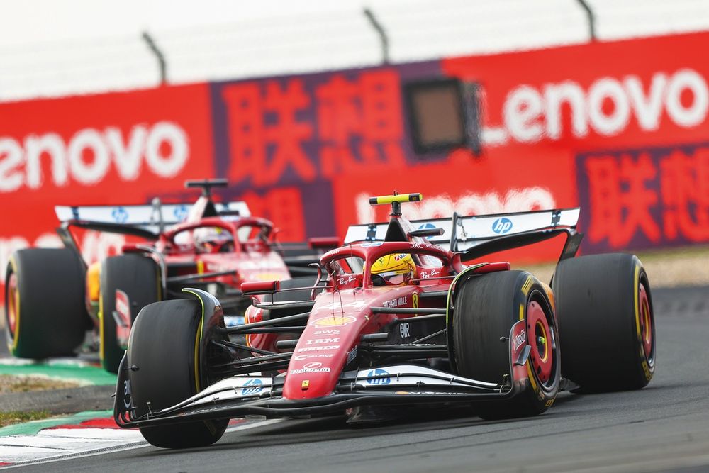 Lewis Hamilton, Ferrari SF-25, Charles Leclerc,  Ferrari SF-25 