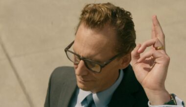 Mike Flanagan's 'The Life of Chuck' Final Trailer Highlights Critical Praise