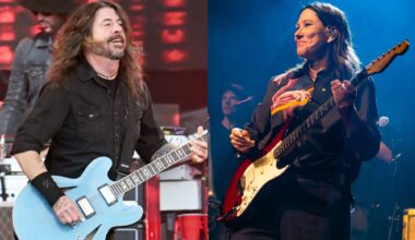 Watch Dave Grohl join Kim Deal for Pixies' 'Gigantic' in London