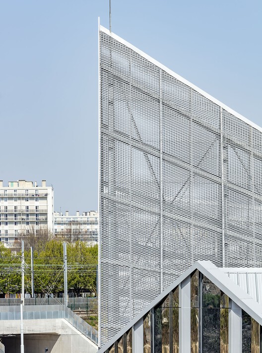 Maintenance and Storage Center T9 Tramway / Ferrier Marchetti Studio - Exterior Photography, Steel