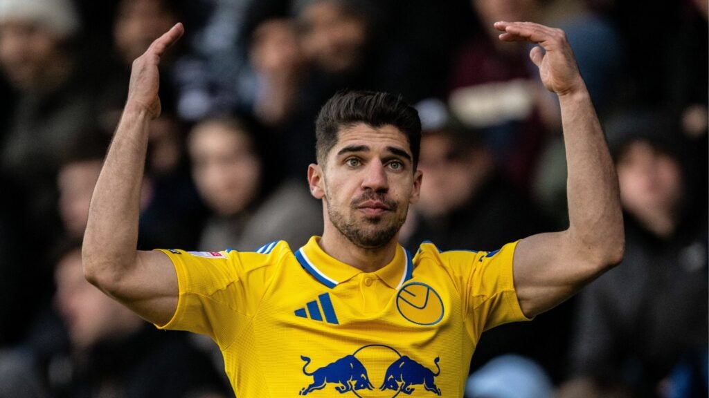 Manor Solomon Leeds United