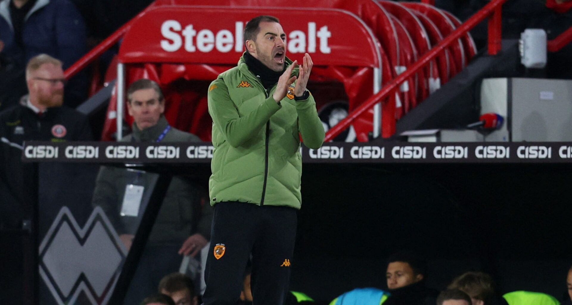 Ruben Selles wants to reunite with "unbelievable" defender at Sheffield Utd