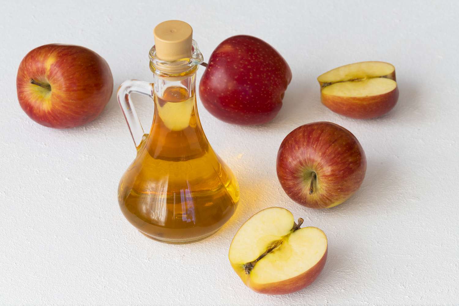 The Benefits of Apple Cider Vinegar, According to Nutritionists
