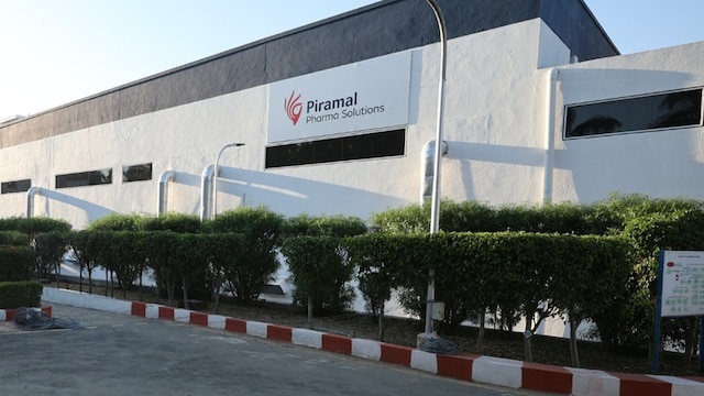 No 3. Company: Piramal Pharma | Total recommendation: 13 | Consensus target price: ₹264 | Piramal Pharma also features on the list, with all 13 analysts covering the stock assigning a “Buy” rating. Kotak Securities has the most bullish view, setting a target price of ₹305 per share. The consensus target price currently stands at ₹264, suggesting a potential upside of around 30% from current levels.