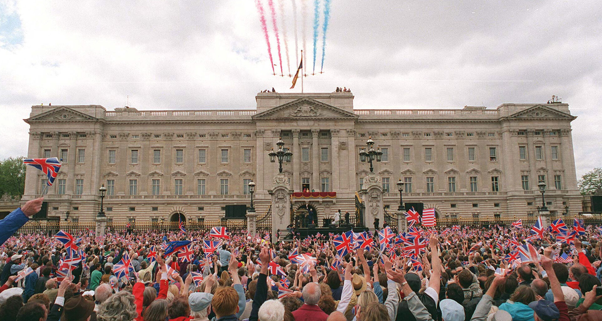 Buckingham Palace exterior on VE Day