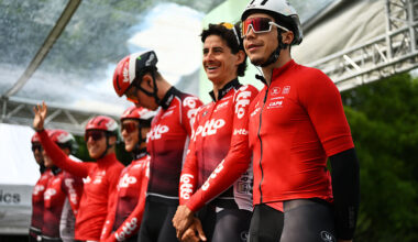 Arnaud De Lie (r) and Lotto teammates before the 2025 Brussels Cycling Classic