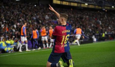 Flick unwilling to listen to offers for €50 million-rated Barcelona youngster