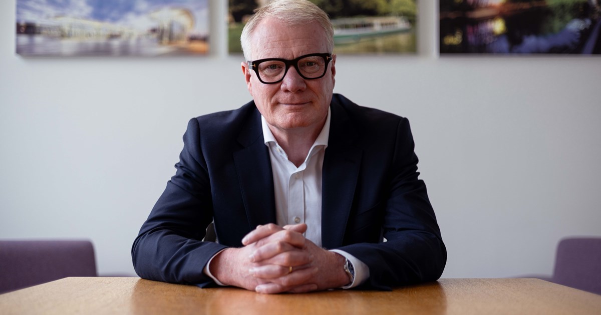 Mayor welcomes jobs boost as West Midlands is top destination for overseas investment