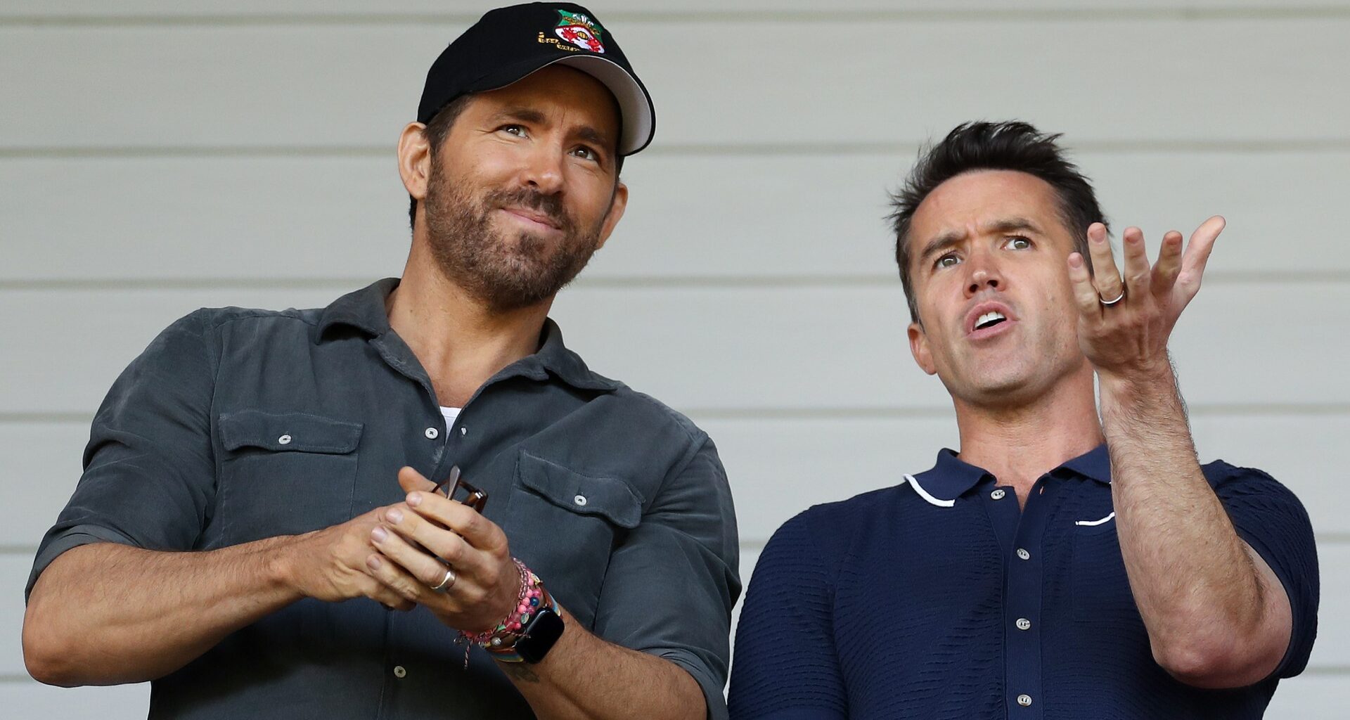 Ryan Reynolds and Rob McElhenney tracking EFL cult hero's contract situation with Sheffield Wednesday in dire straits