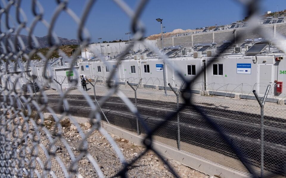 Southern EU states oppose France-UK migration deal