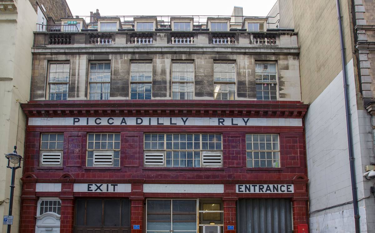 This Disused London Tube Station Has A Truly Fascinating Past