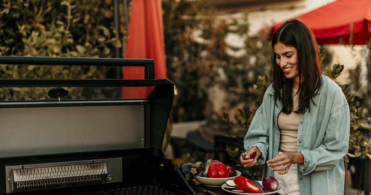 What Is "Nourished Girl Summer"? We Petition To Keep This TikTok Trend