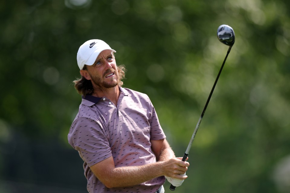 Fleetwood leads the Travelers by three shots