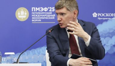 Russia's economy minister says the country is on 'the brink of recession'