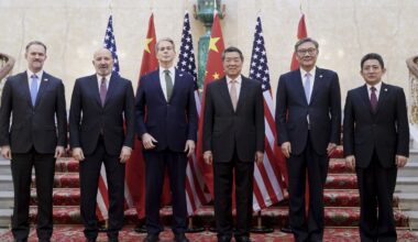 US and China agree on 'framework' on trade at London talks