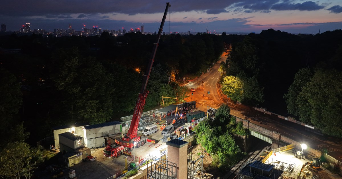 New footbridge craned into place overnight in major milestone for Birmingham rail route